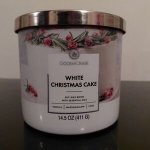 Goose Creek White Christmas Cake Candle